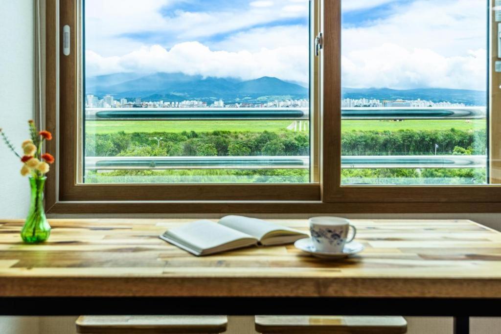 Romance Jeju Pension Exterior foto